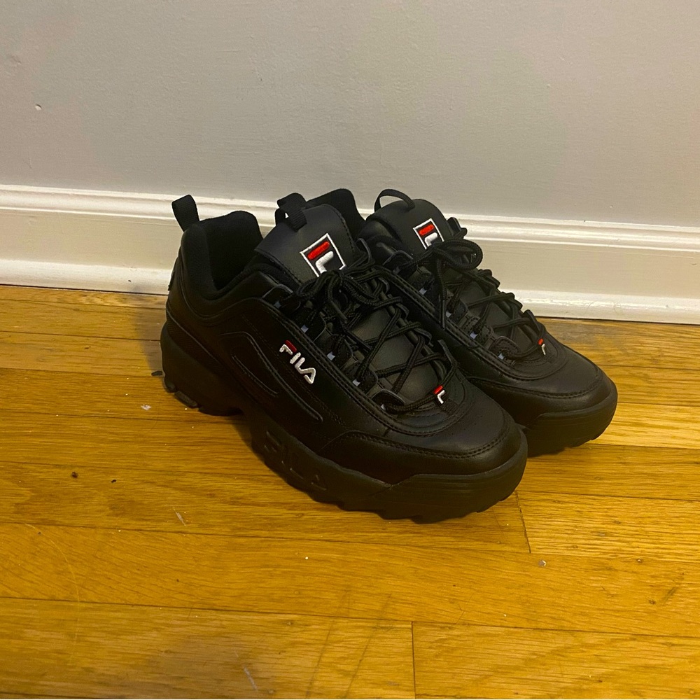 Mens Black Fila Disrupter 2 Premium in size 8 1/2.
